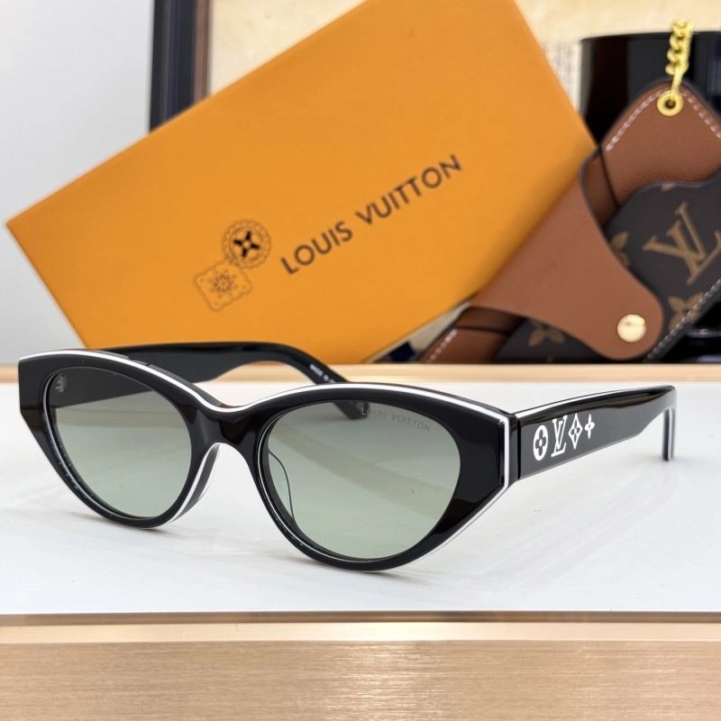 Louis Vuitton Sunglasses Packable 281102
