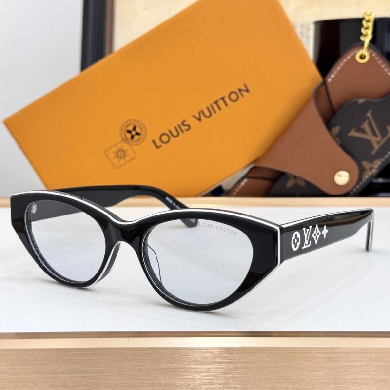 Louis Vuitton Sunglasses Packable 281102