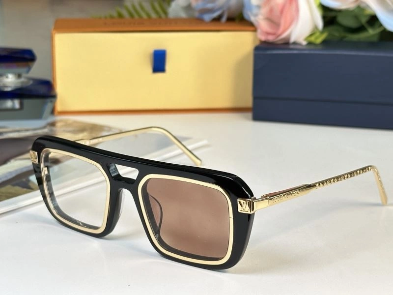 Louis Vuitton Sunglasses Lightweight 281124