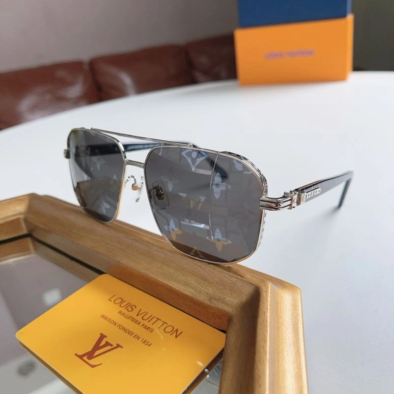 Louis Vuitton Sunglasses Seasonal 281078