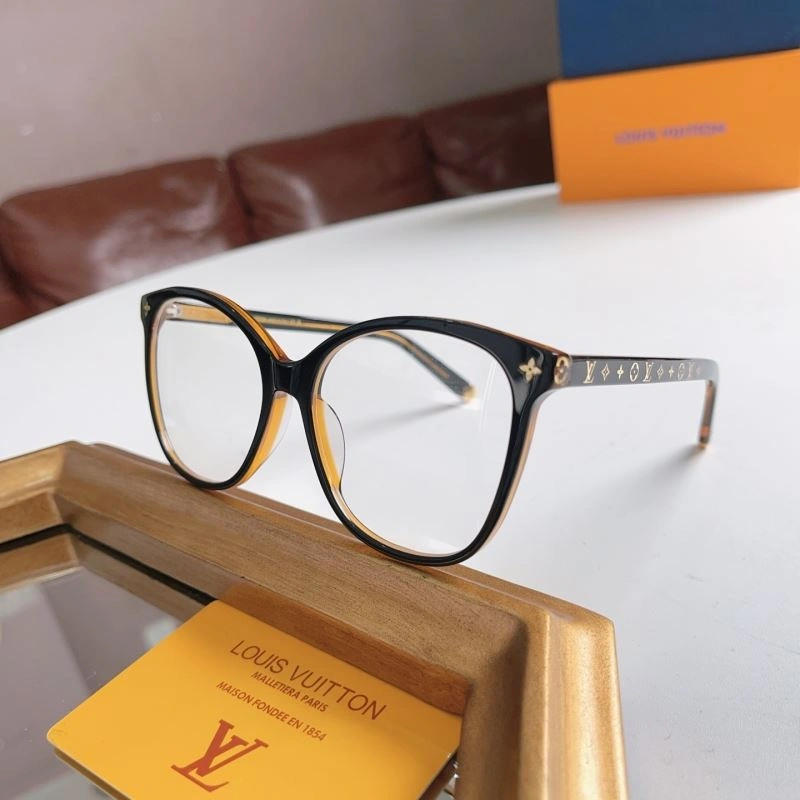 Louis Vuitton Sunglasses Elegant 281077