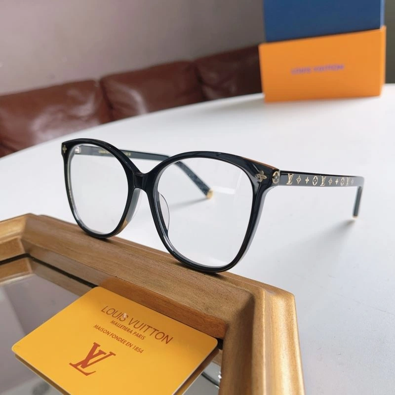 Louis Vuitton Sunglasses Elegant 281077