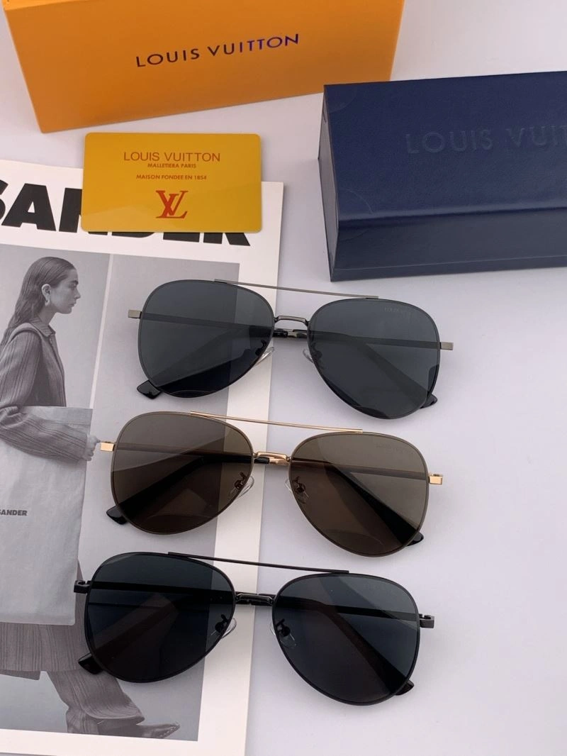 Louis Vuitton Sunglasses Fashionable 281062