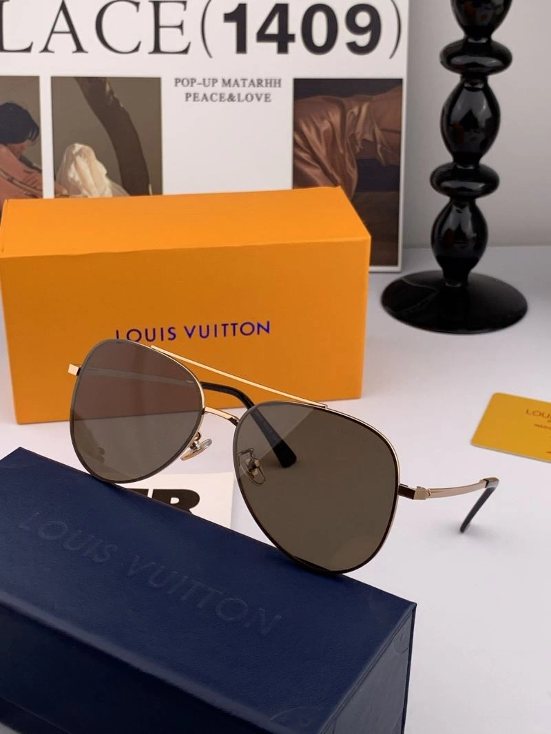 Louis Vuitton Sunglasses Fashionable 281062