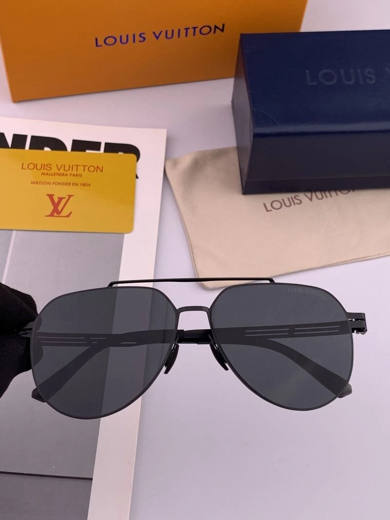 ZipUp Louis Vuitton Sunglasses 281079