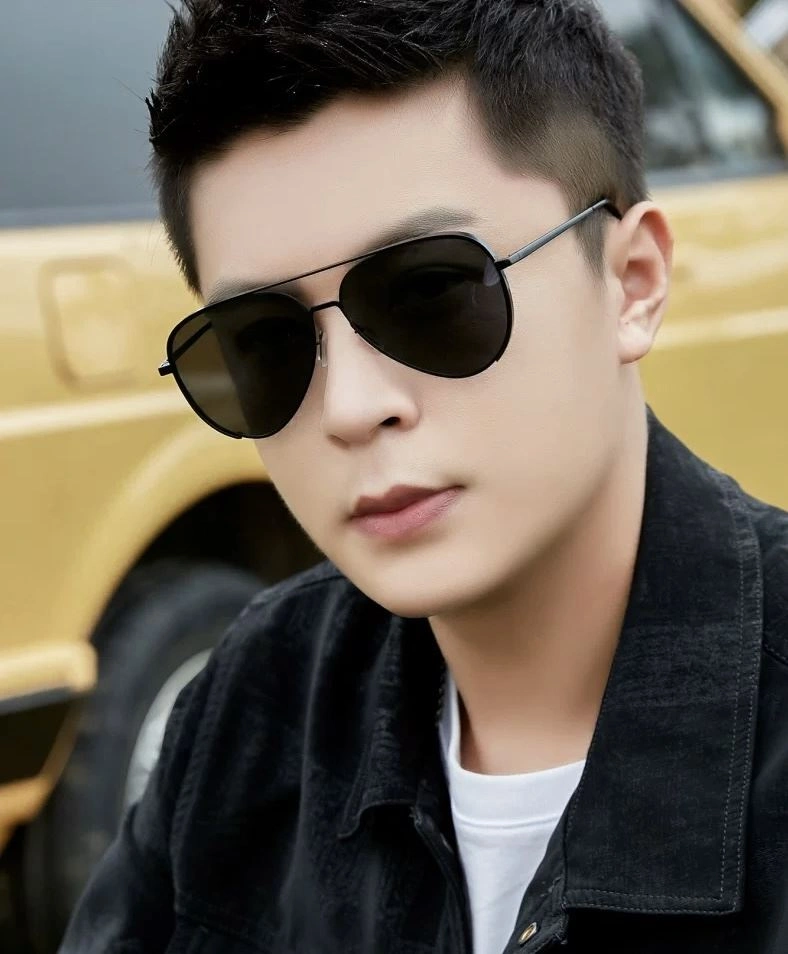 Louis Vuitton Sunglasses UrbanChic 281071
