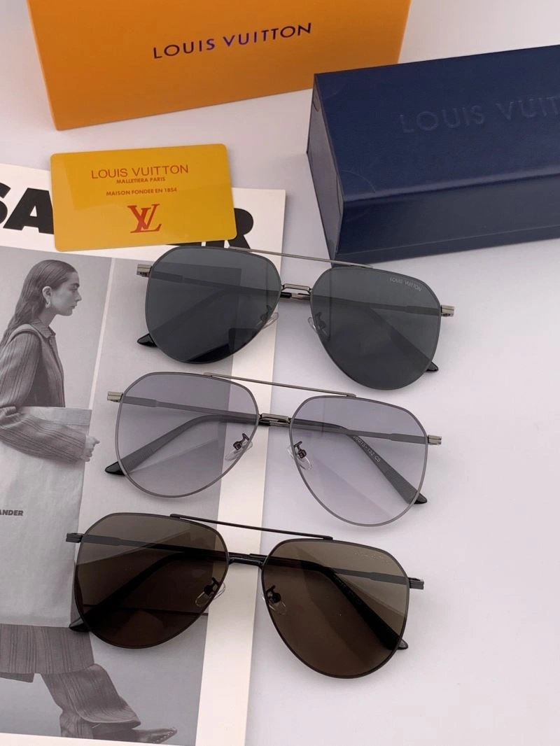 Lightweight Louis Vuitton Sunglasses 281076