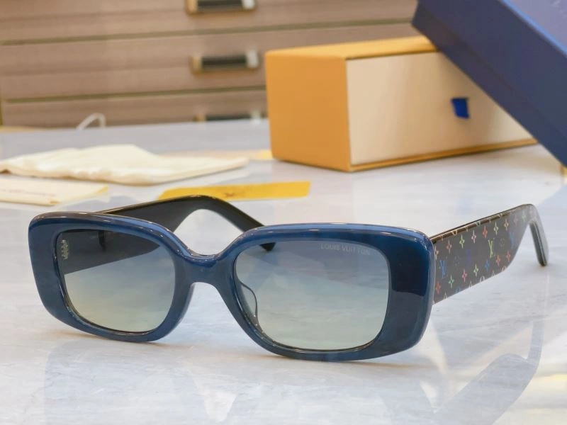Soft Louis Vuitton Sunglasses 281075