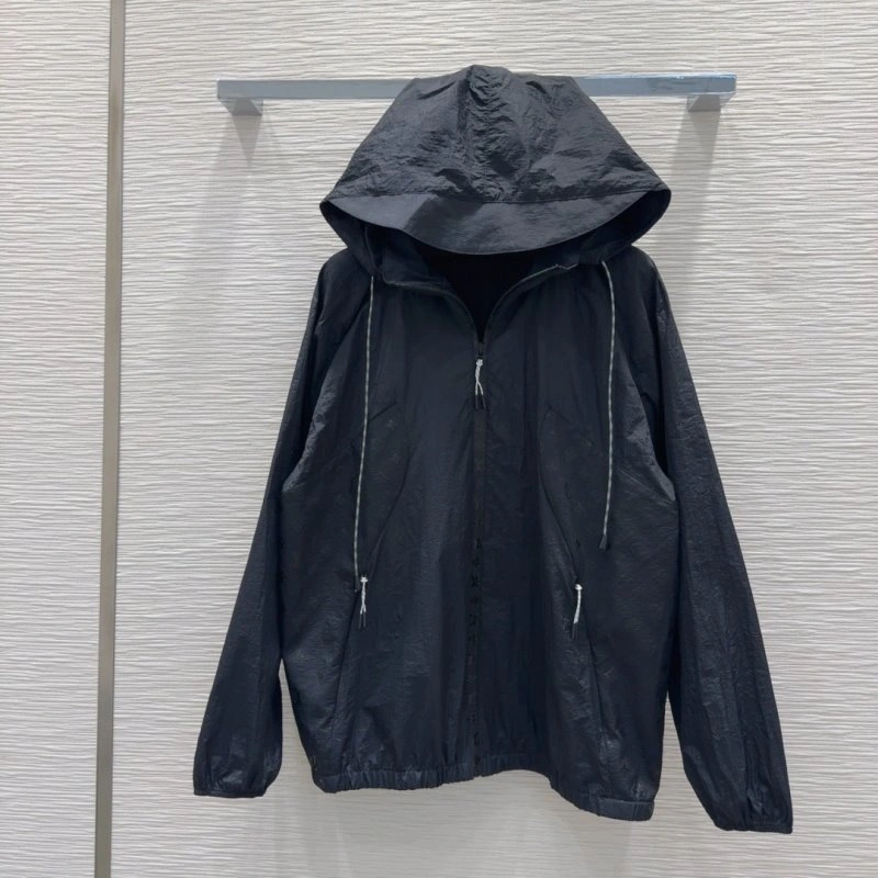 Flexible Louis Vuitton Sunscreen Jacket 131021