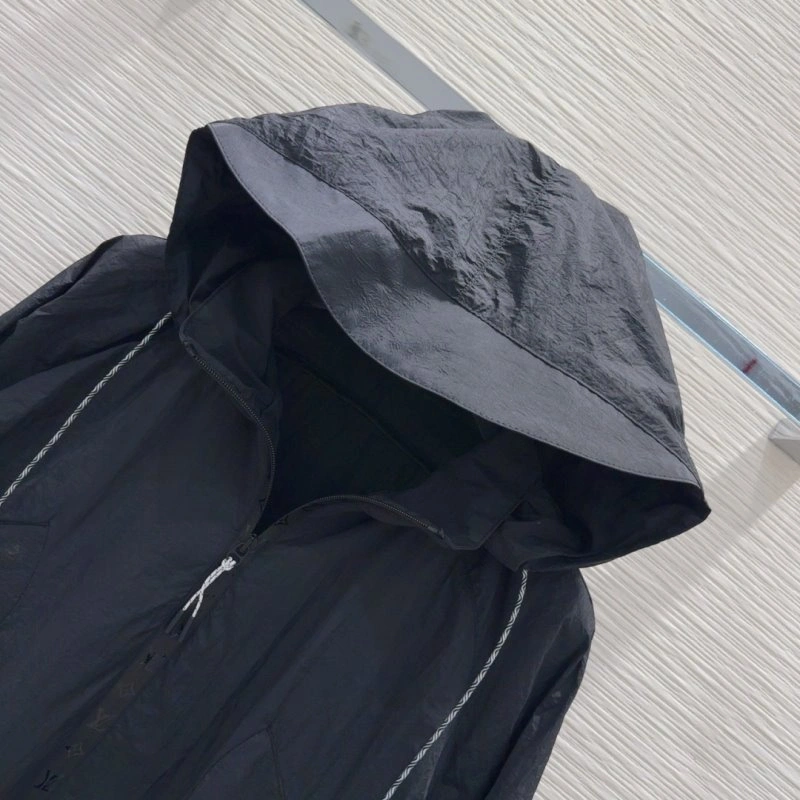 Flexible Louis Vuitton Sunscreen Jacket 131021