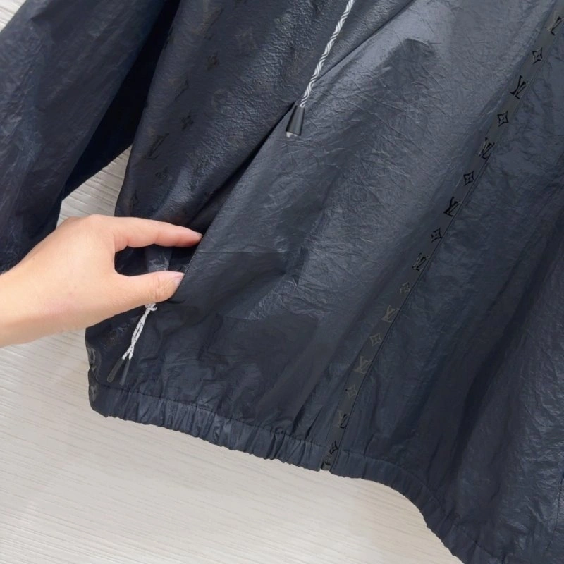 Flexible Louis Vuitton Sunscreen Jacket 131021