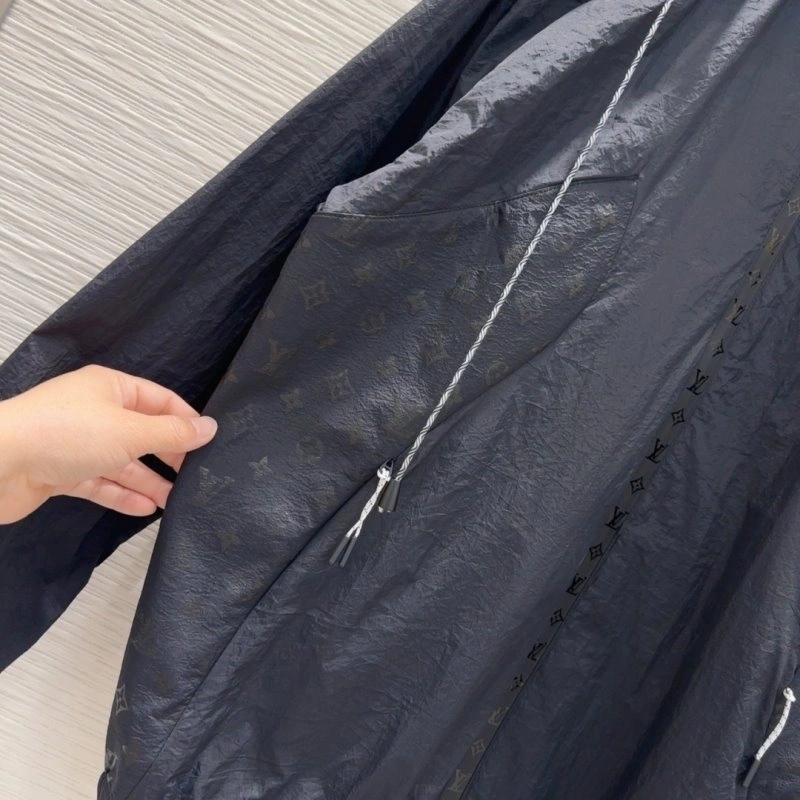 Flexible Louis Vuitton Sunscreen Jacket 131021