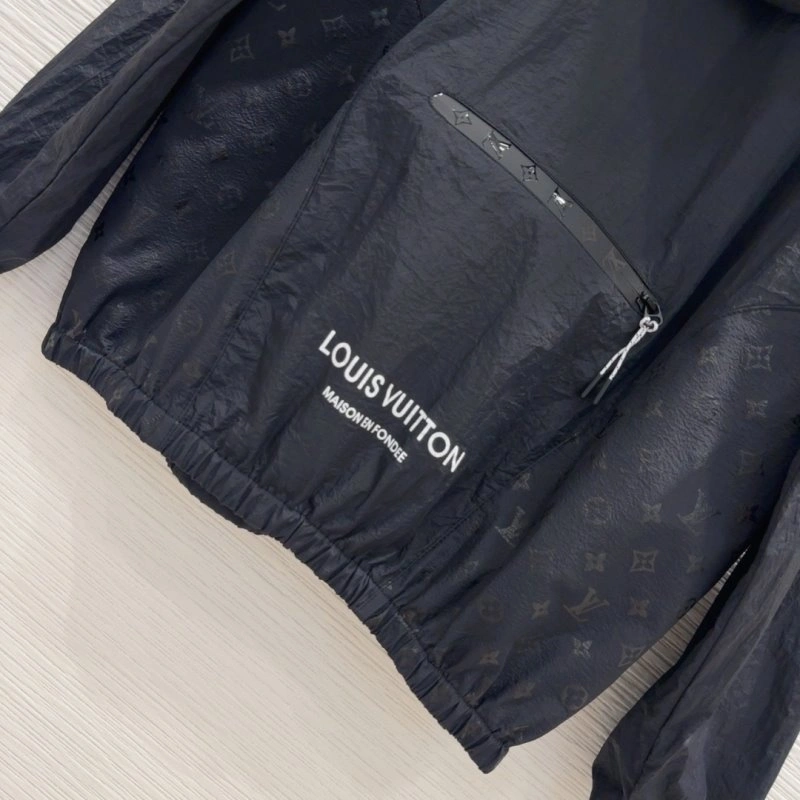 Flexible Louis Vuitton Sunscreen Jacket 131021