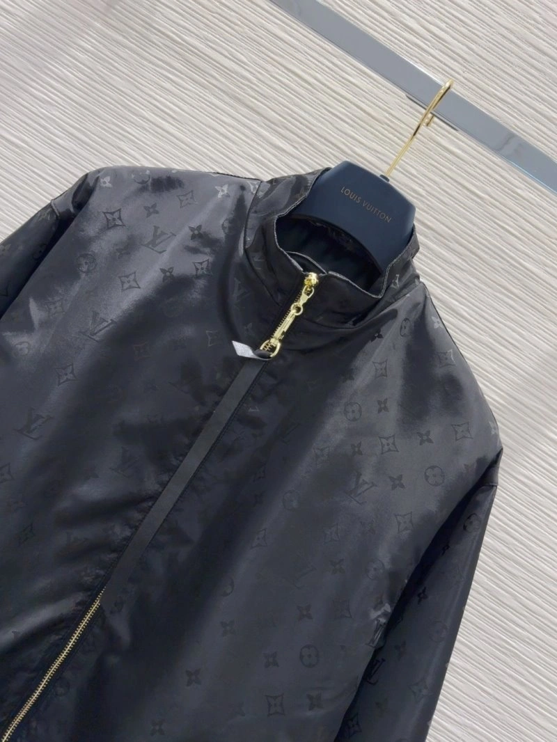Stretchable Louis Vuitton Sunscreen Jacket 131022