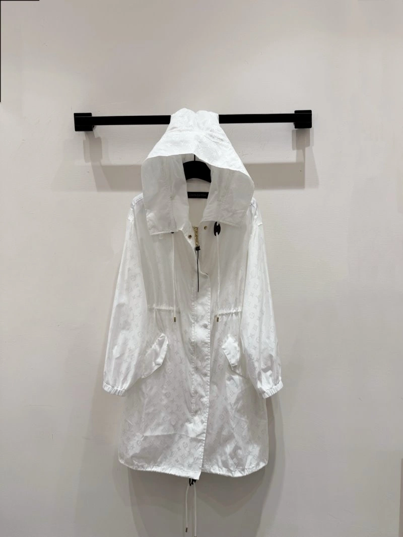Sustainable Louis Vuitton Sunscreen Jacket 131391