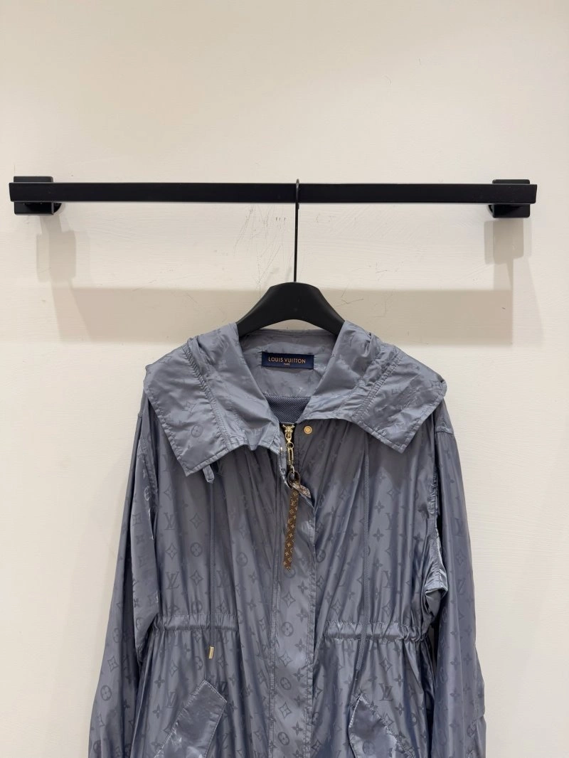 Breathable Louis Vuitton Sunscreen Jacket 131389