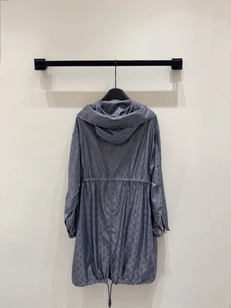 Breathable Louis Vuitton Sunscreen Jacket 131389