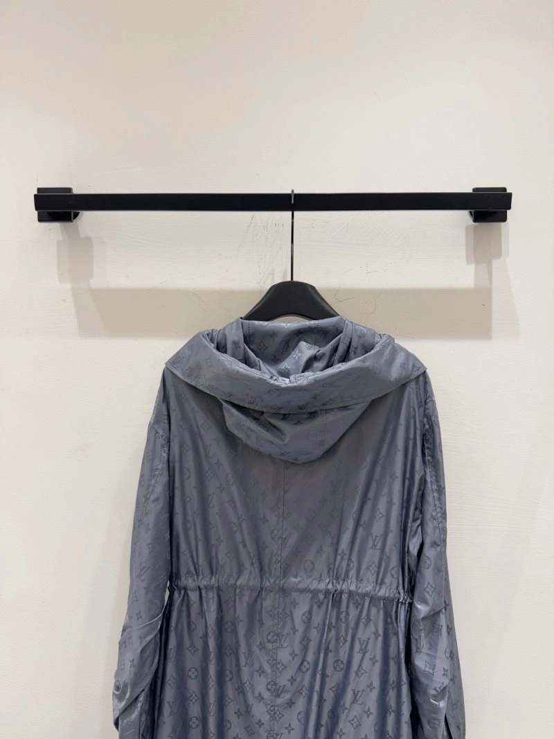Breathable Louis Vuitton Sunscreen Jacket 131389