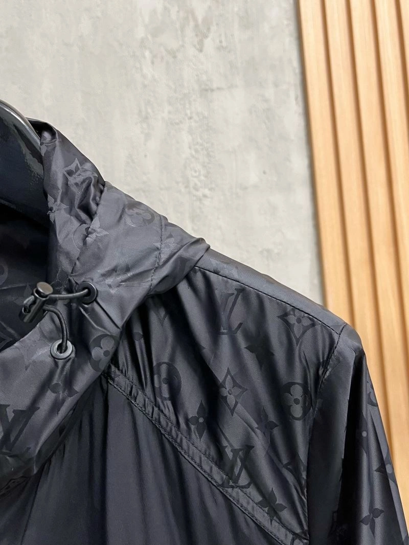 Fashionable Louis Vuitton Sunscreen Jacket 133650