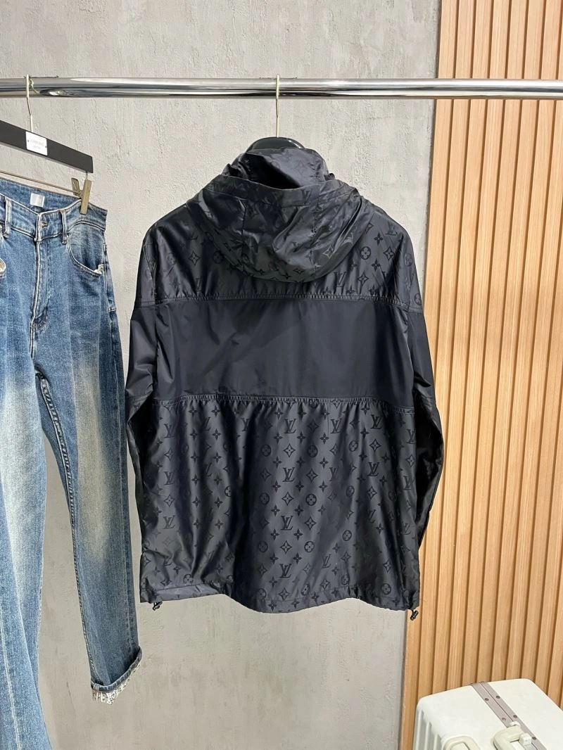 Fashionable Louis Vuitton Sunscreen Jacket 133650