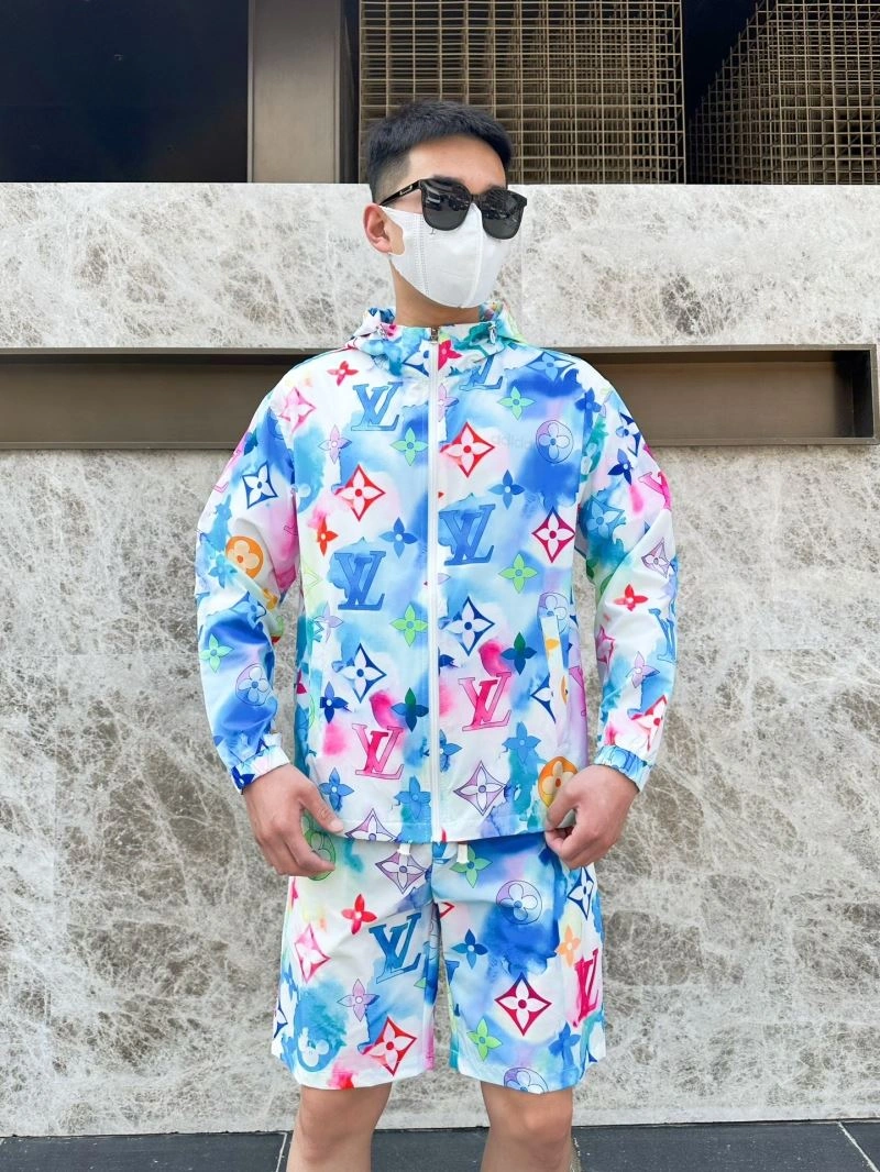 Louis Vuitton Sunscreen Jacket Bold 133659