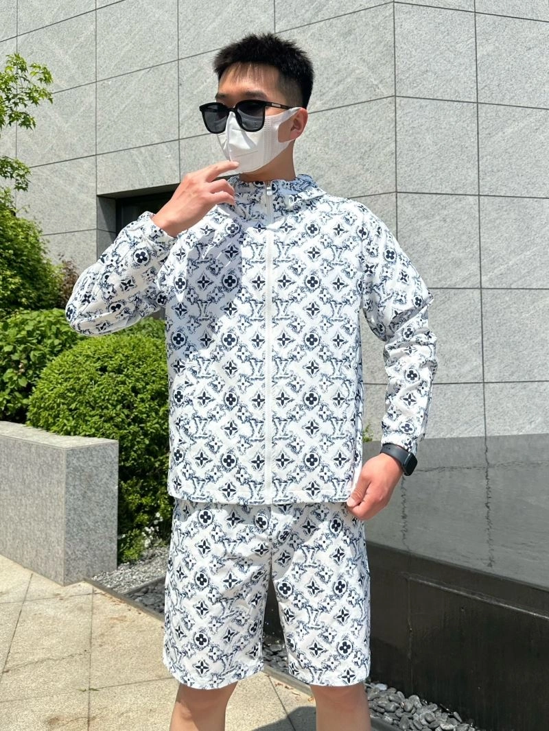 Louis Vuitton Sunscreen Jacket Chic 133649