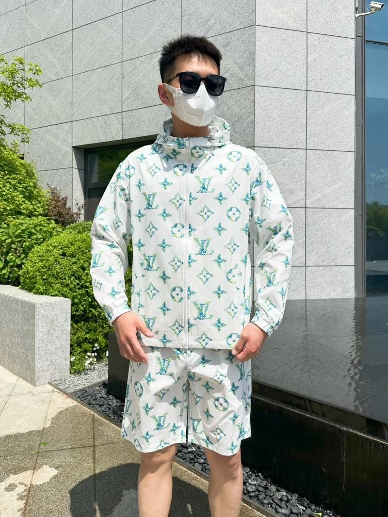 Louis Vuitton Sunscreen Jacket Versatile 133666