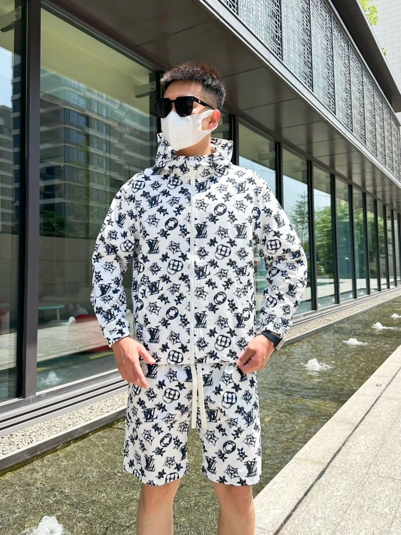 Louis Vuitton Sunscreen Jacket Youthful 133648