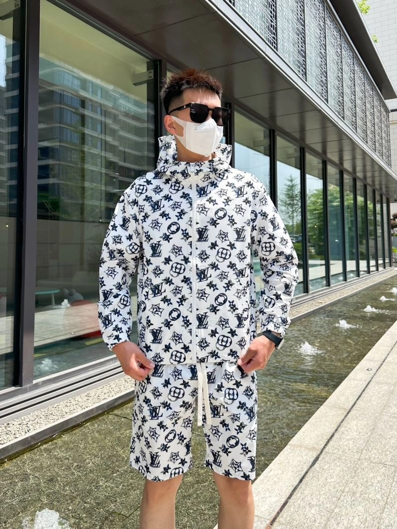Louis Vuitton Sunscreen Jacket Youthful 133648