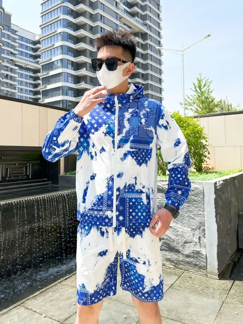 Popular Louis Vuitton Sunscreen Jacket 133653