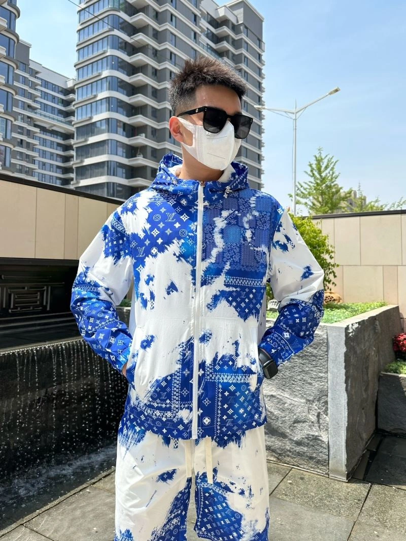 Popular Louis Vuitton Sunscreen Jacket 133653