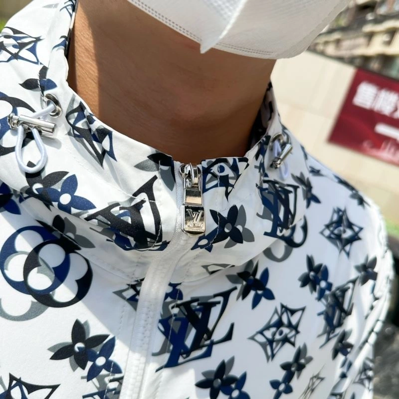 Practical Louis Vuitton Sunscreen Jacket 133652