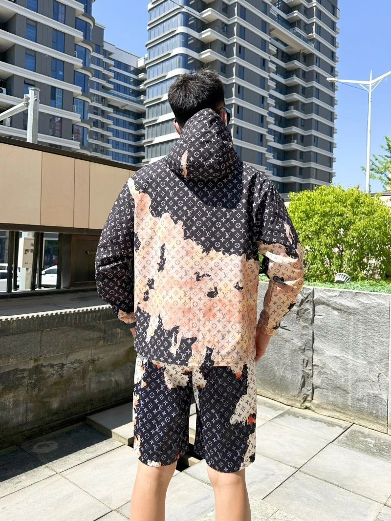 Lightweight Louis Vuitton Sunscreen Jacket 133658