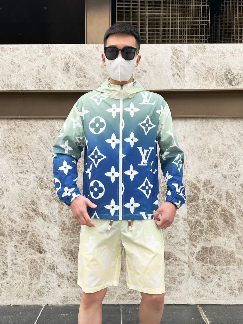 Louis Vuitton Sunscreen Jacket Classic 133642