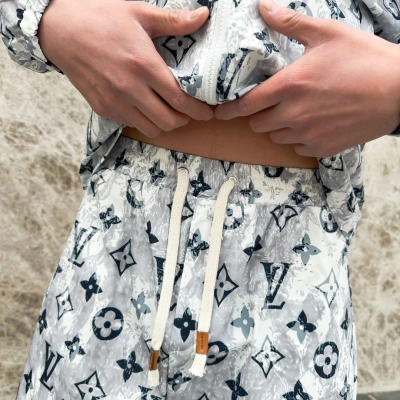 Louis Vuitton Sunscreen Jacket NewStyle 133639