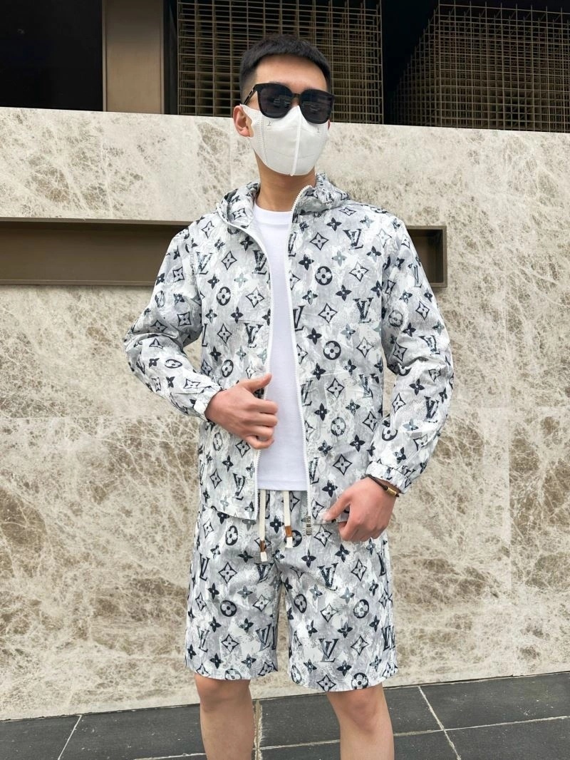Louis Vuitton Sunscreen Jacket NewStyle 133639