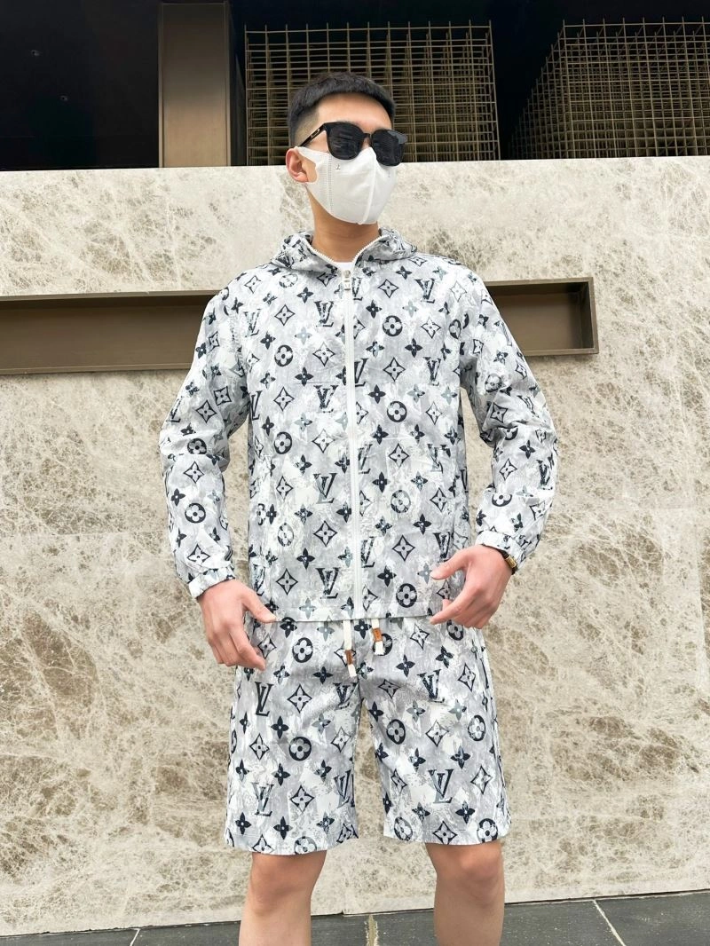 Louis Vuitton Sunscreen Jacket NewStyle 133639
