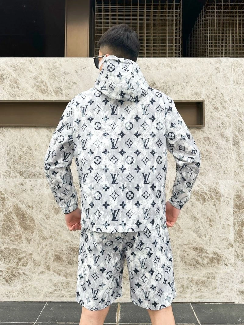 Louis Vuitton Sunscreen Jacket NewStyle 133639