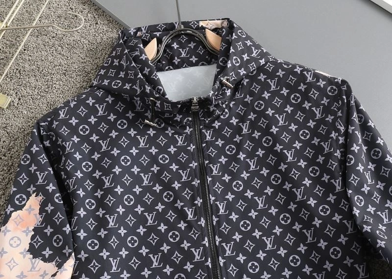 NewStyle Louis Vuitton Sunscreen Jacket 132687