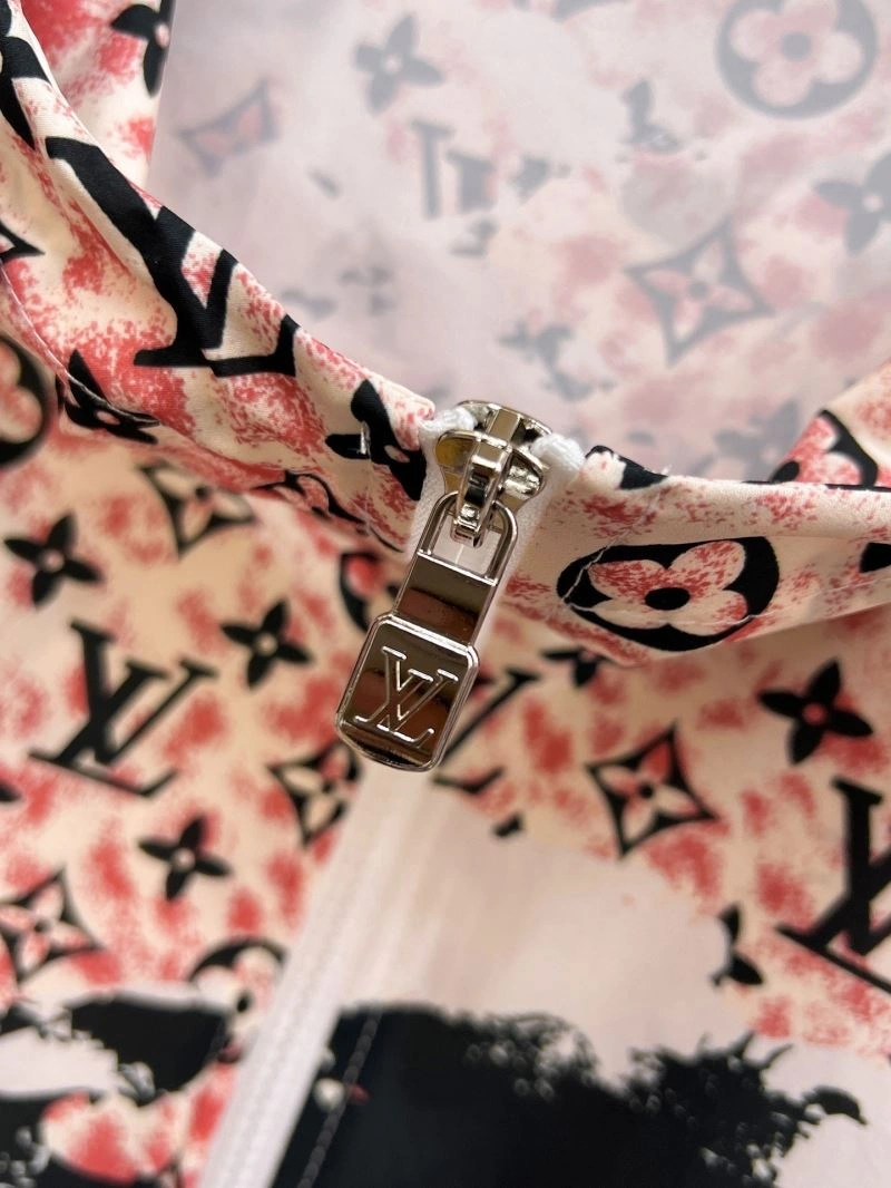 FashionForward Louis Vuitton Sunscreen Jacket 132679