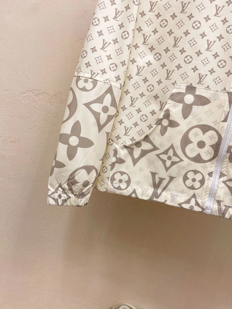 Flexible Louis Vuitton Sunscreen Jacket 132684