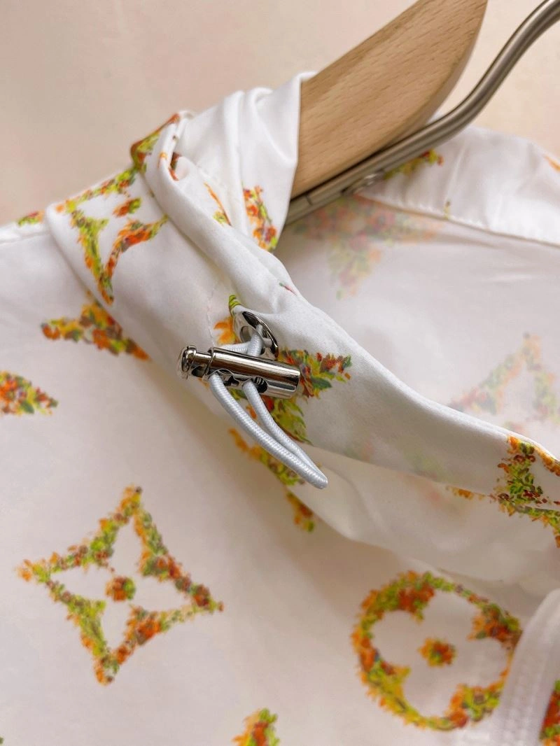 Louis Vuitton Sunscreen Jacket Premium 132685