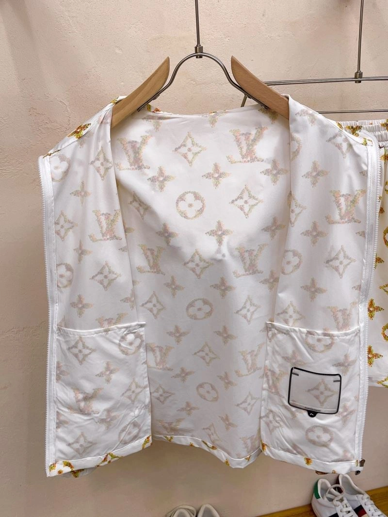 Louis Vuitton Sunscreen Jacket Premium 132685