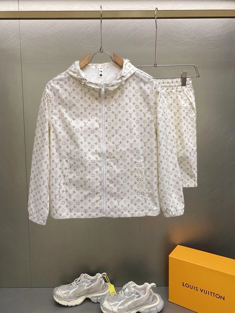 Reliable Louis Vuitton Sunscreen Jacket 132681
