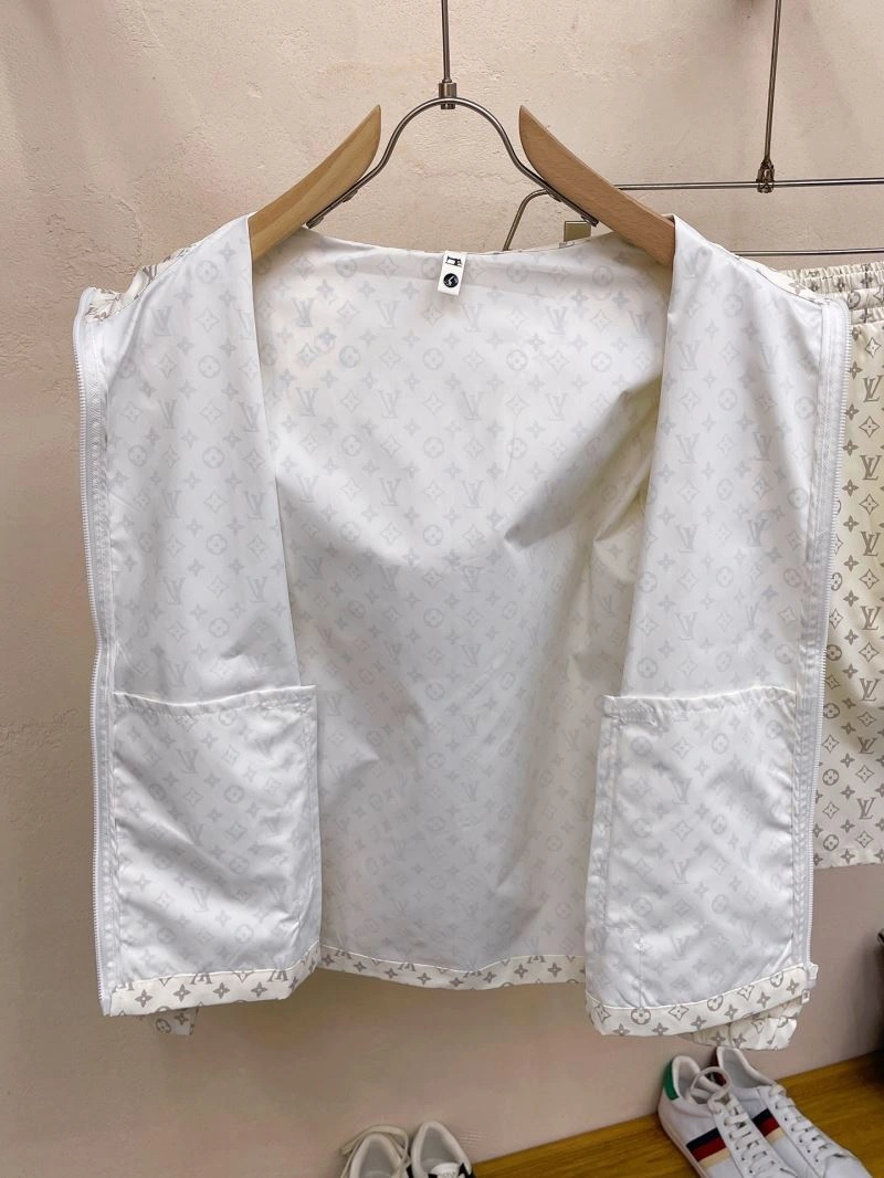 Reliable Louis Vuitton Sunscreen Jacket 132681