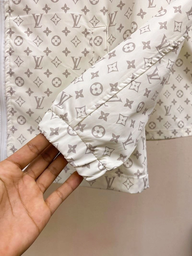 Reliable Louis Vuitton Sunscreen Jacket 132681