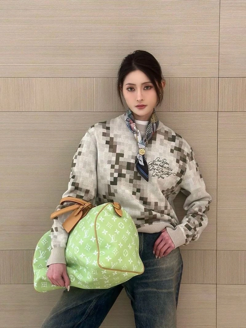 Bright Louis Vuitton Sweaters 138503