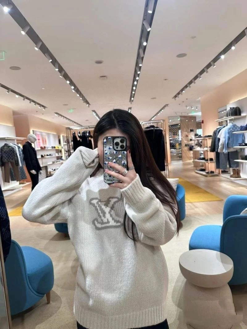 Louis Vuitton Sweaters Youthful 138495