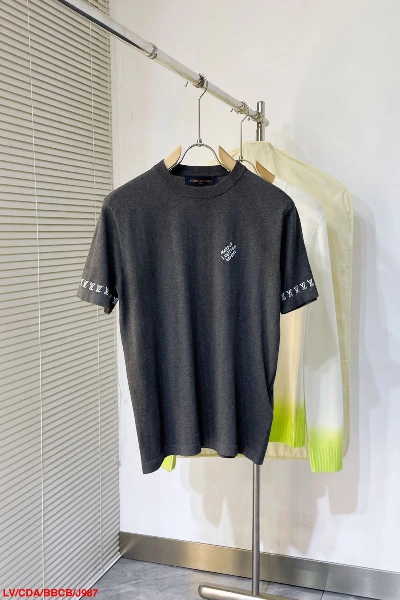 Louis Vuitton Sweaters WellDesigned 138926