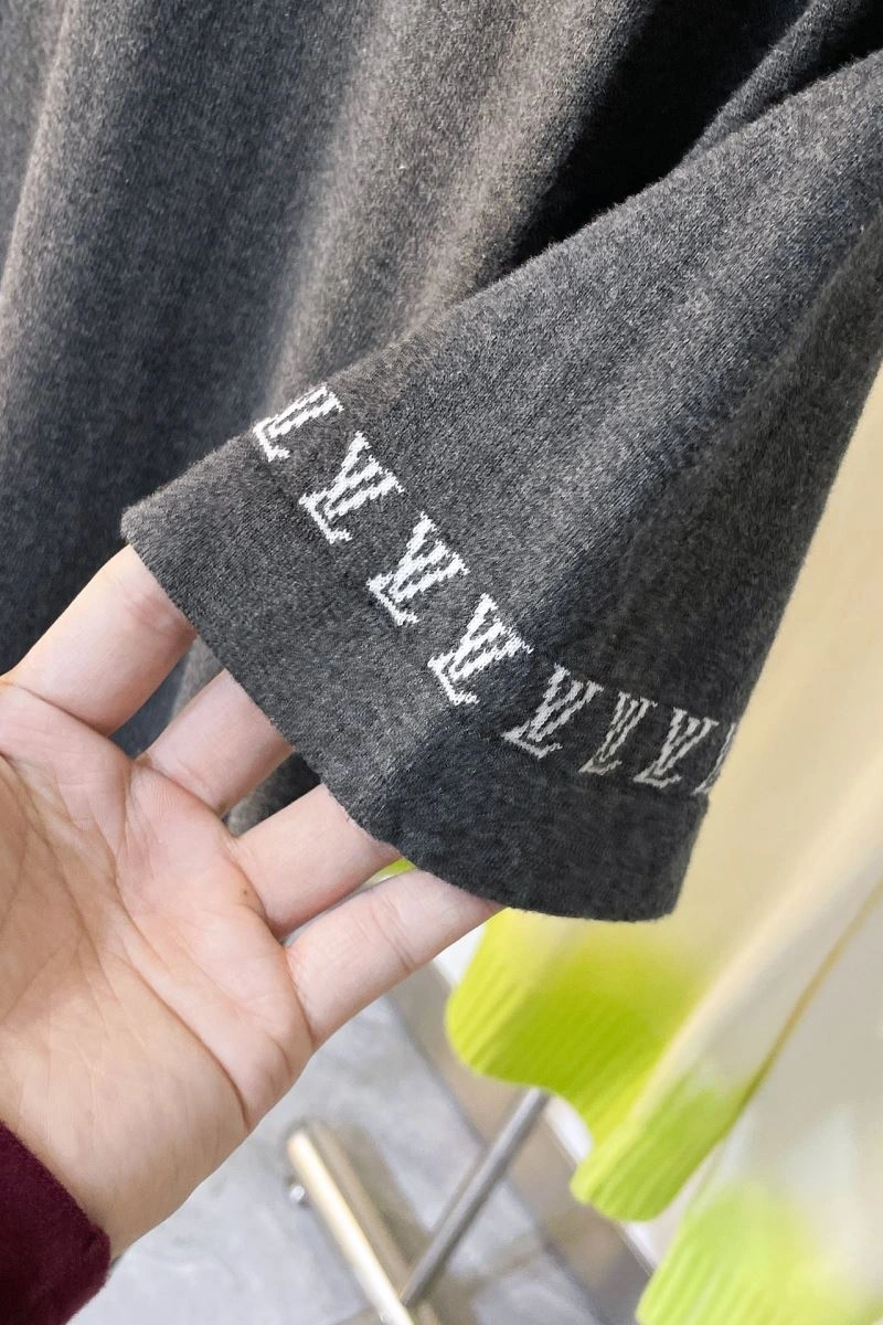 Louis Vuitton Sweaters WellDesigned 138926